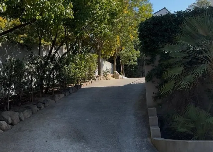 Superbe T2 Moderne - Entree De - Parking Prive Daire *